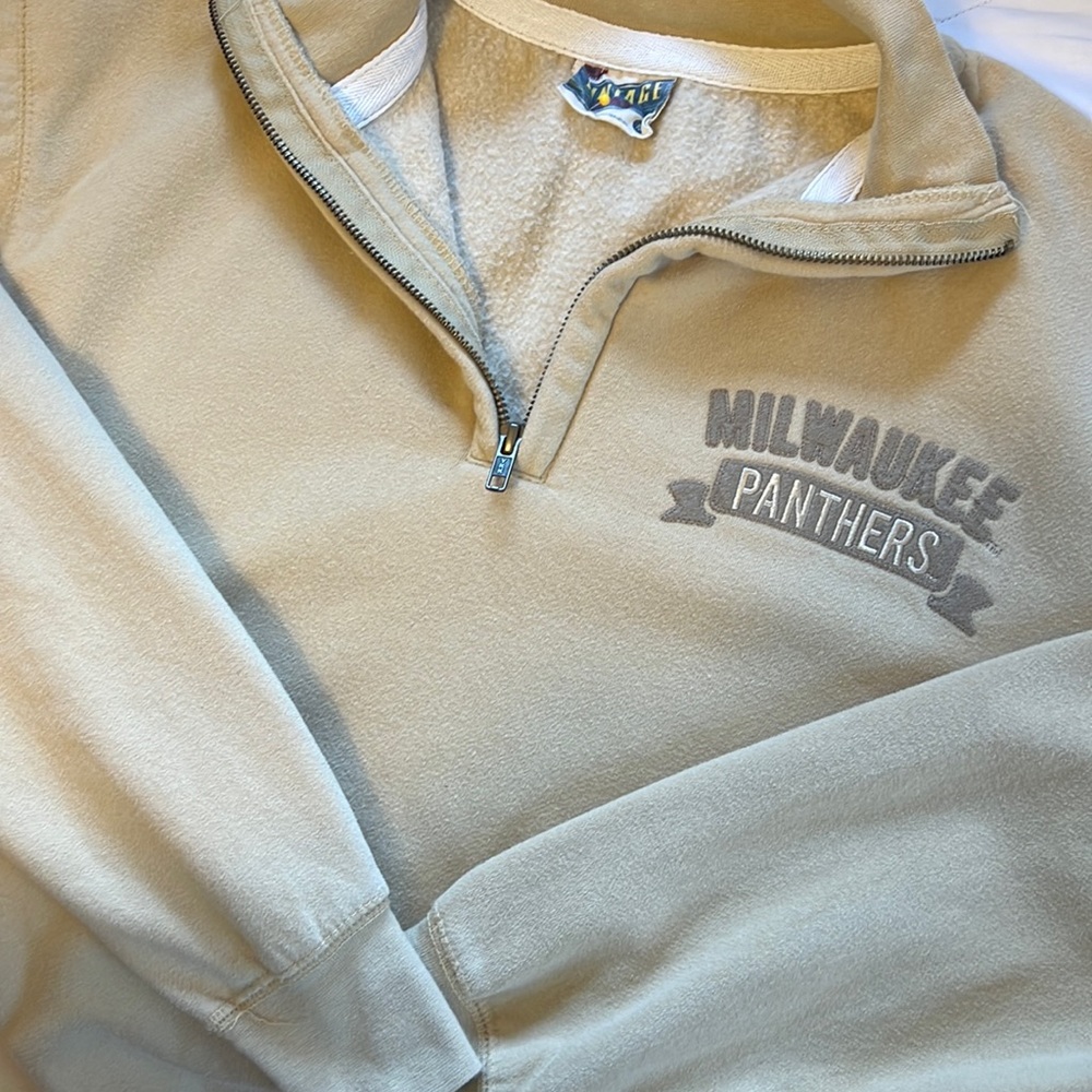 Fleece sweatshirt